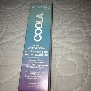 Coola Makeup setting spray